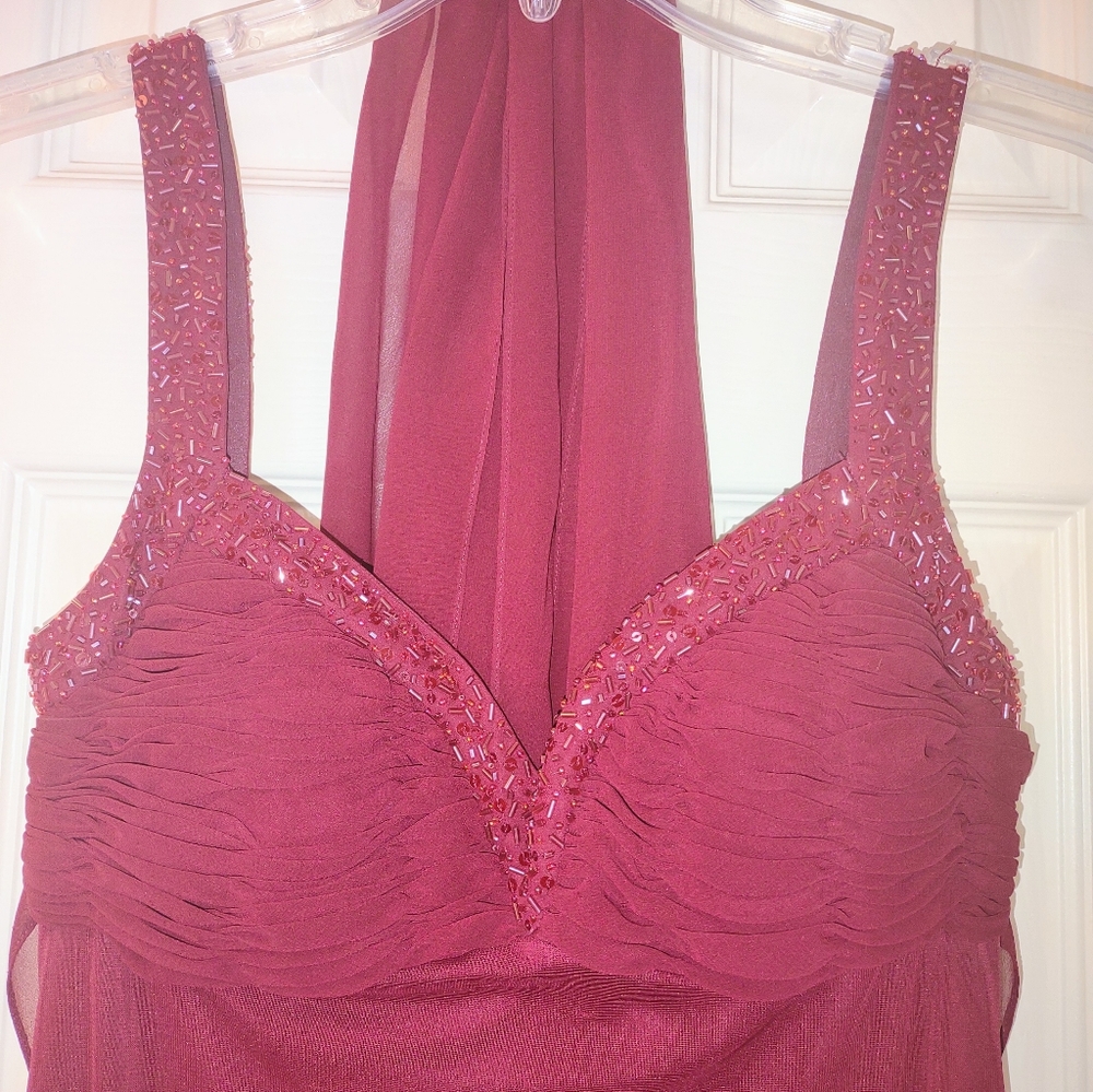 WORN ONCE Windsor berry/burgundy evening gown size 3/4 with iridescent beading!